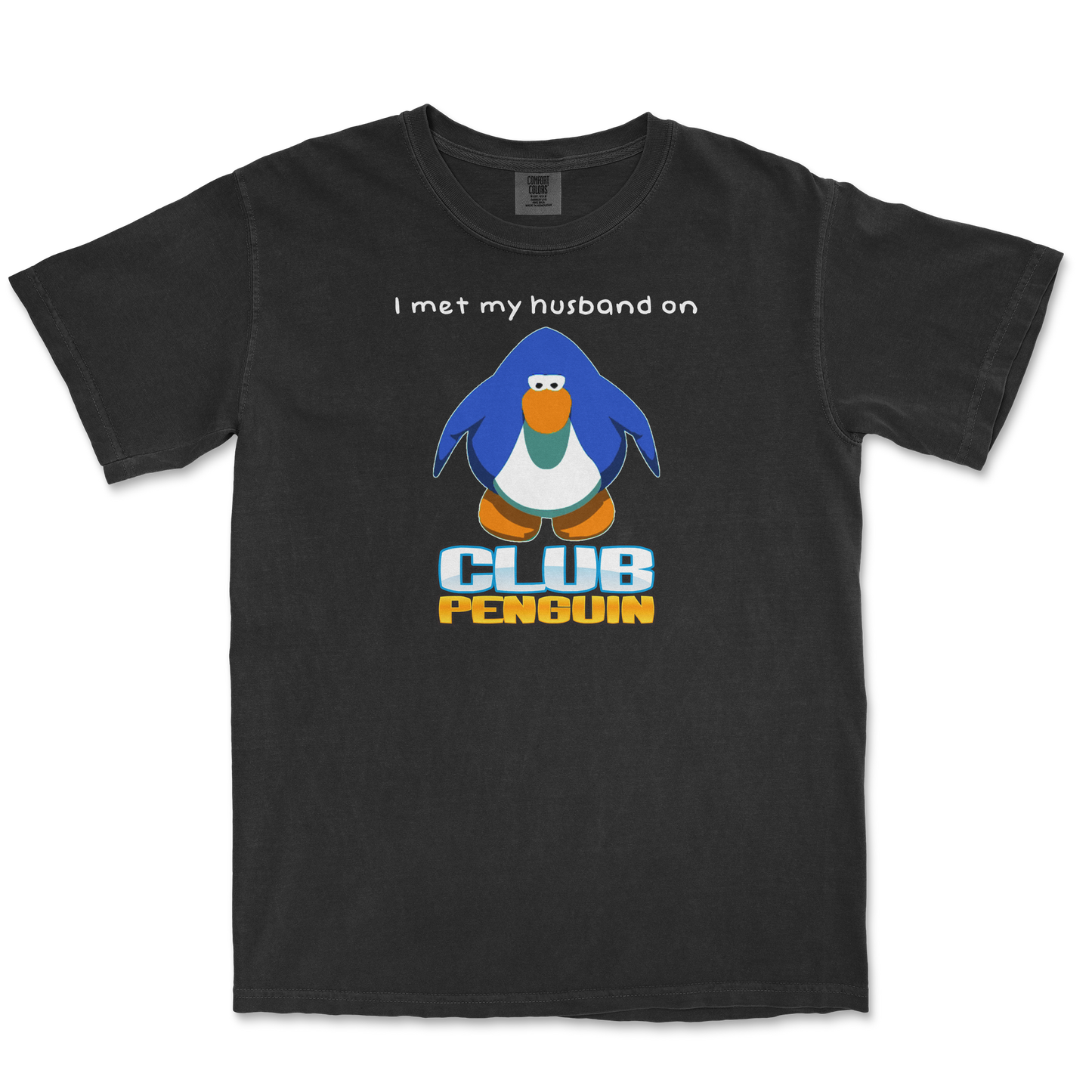 Comfort Colors T-Shirt Club Penguin Husband  in Black