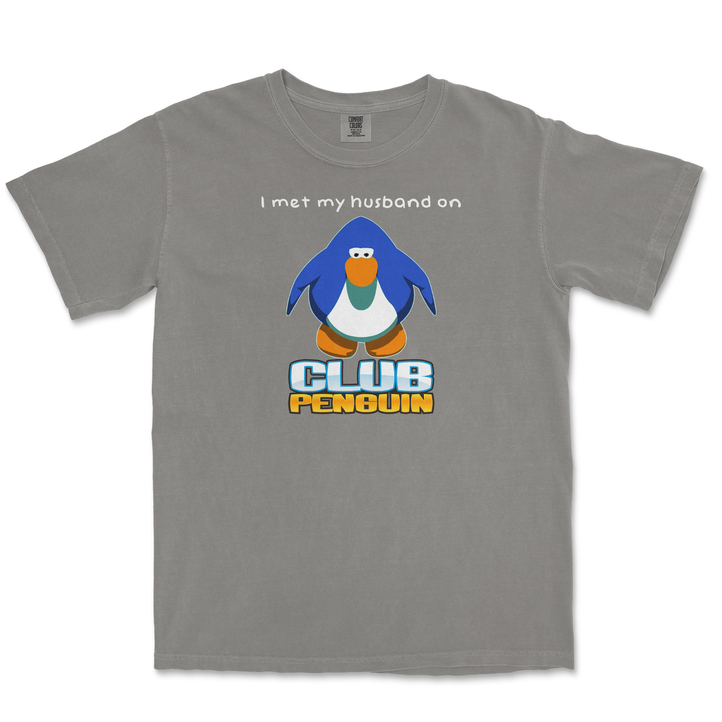 Comfort Colors T-Shirt Club Penguin Husband  in Grey