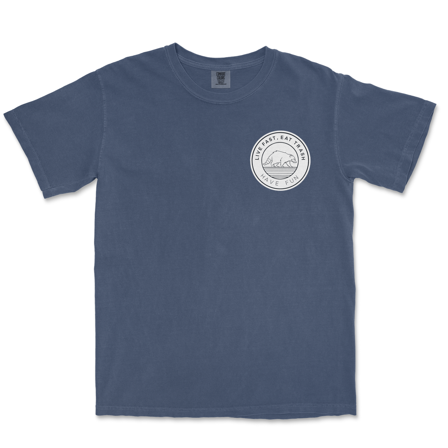 Comfort Colors T-Shirt Raccoon Logo in Midnight