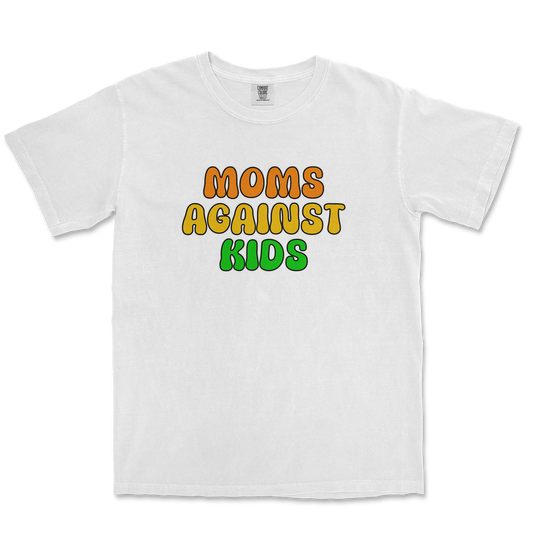 Comfort Colors T-Shirt Moms Agianst Kids in White