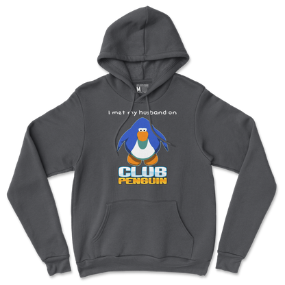 Gildan SoftStyle Hoodie Club Penguin Husband  in Black