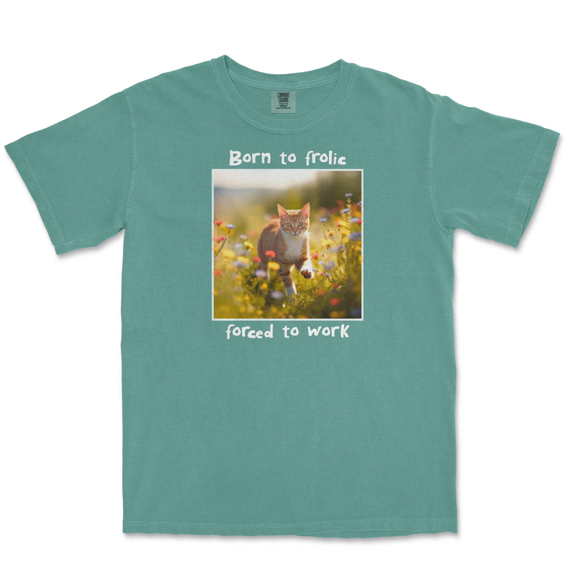 Comfort Colors T-Shirt Born to Frolic  in Light-Green