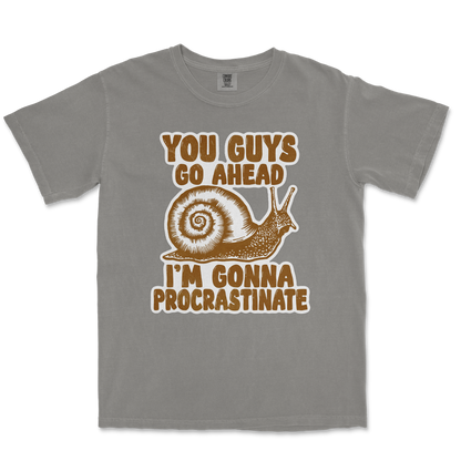 Comfort Colors T-Shirt Procrastinating Snail  in Grey