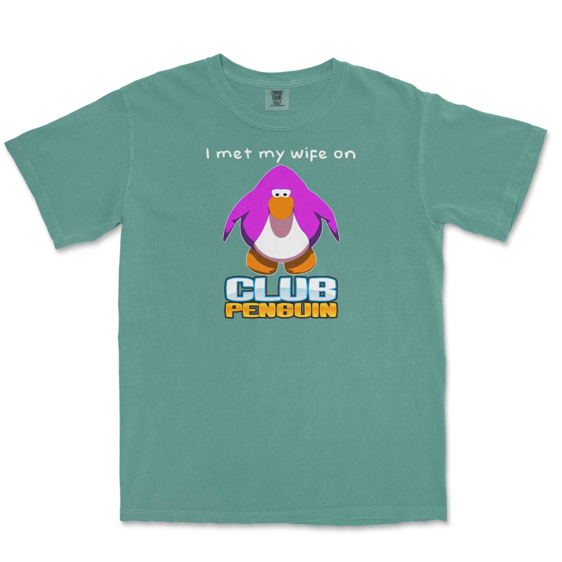 Comfort Colors T-Shirt Club Penguin Wife  in Light-Green