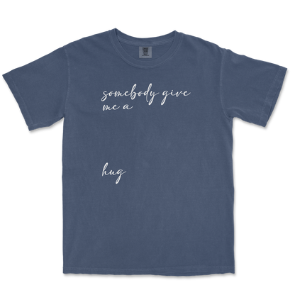 Comfort Colors T-Shirt Hug Me in Midnight