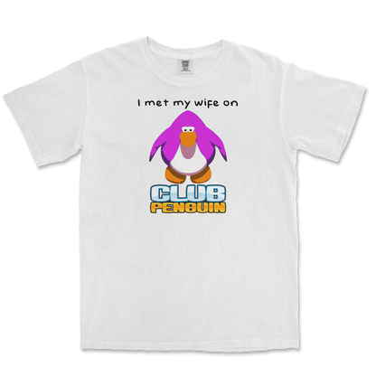 Comfort Colors T-Shirt Club Penguin Wife  in White